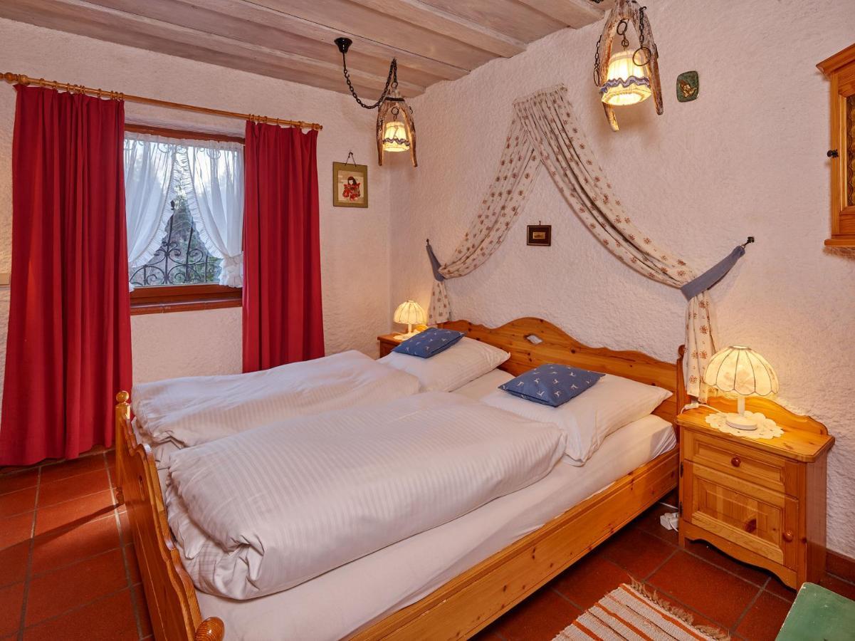 Alpenchalet Zum Jeremia Grainau Pokoj fotografie